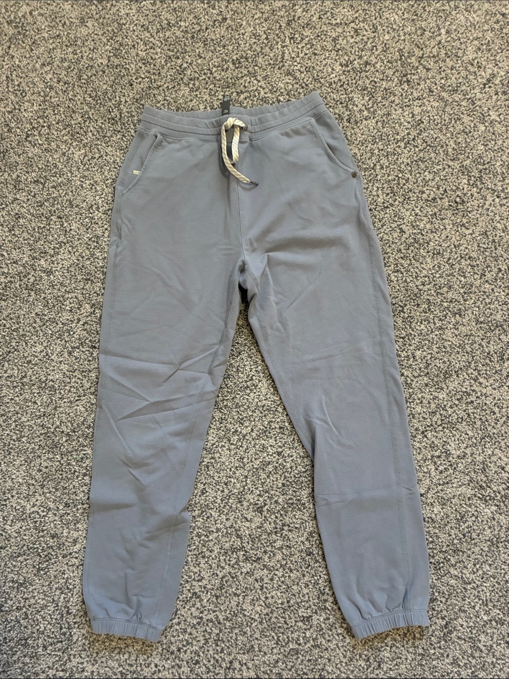 Vuori Women’s Slate Blue Jogger Sweatpants with Drawstring. Size S